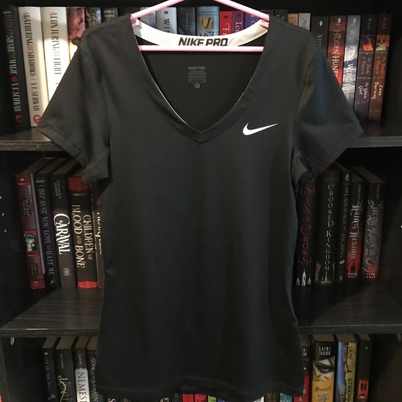 Nike Tops - nike pro shirt